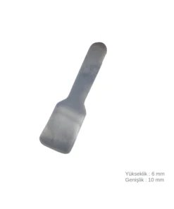 Ön bölge geniş kaviteler için üretilmiş, 10 mm genişliğinde ve 6 mm yüksekliğinde, deformasyonu engelleyen üç boyutlu anatomik kavisli gümüş renkli paslanmaz çelik Golddent GD Çelik Spoon Matrix bandı